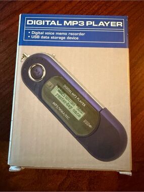 Portable USB /Digital MP3 Player/Radio with Voice Recorder